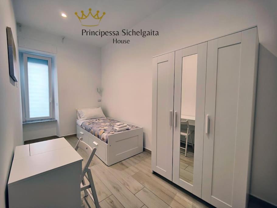 Principessa Sichelgaita House Villa Salerno Exteriör bild