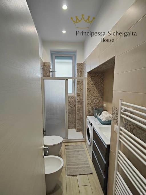 Principessa Sichelgaita House Villa Salerno Exteriör bild