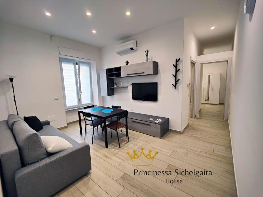 Principessa Sichelgaita House Villa Salerno Exteriör bild